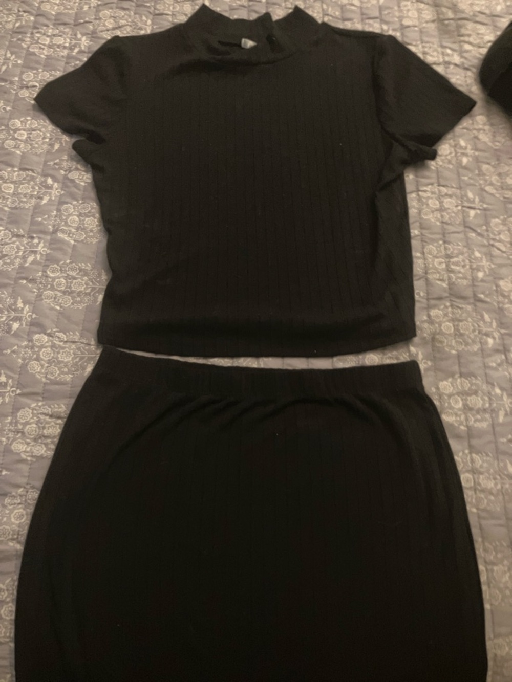 Bozzolo Black Ribbed Knit Skirt Set